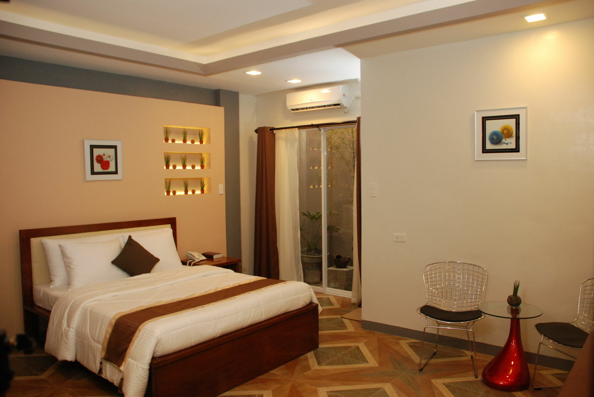 Nao Hotel Tagaytay City Zewnętrze zdjęcie